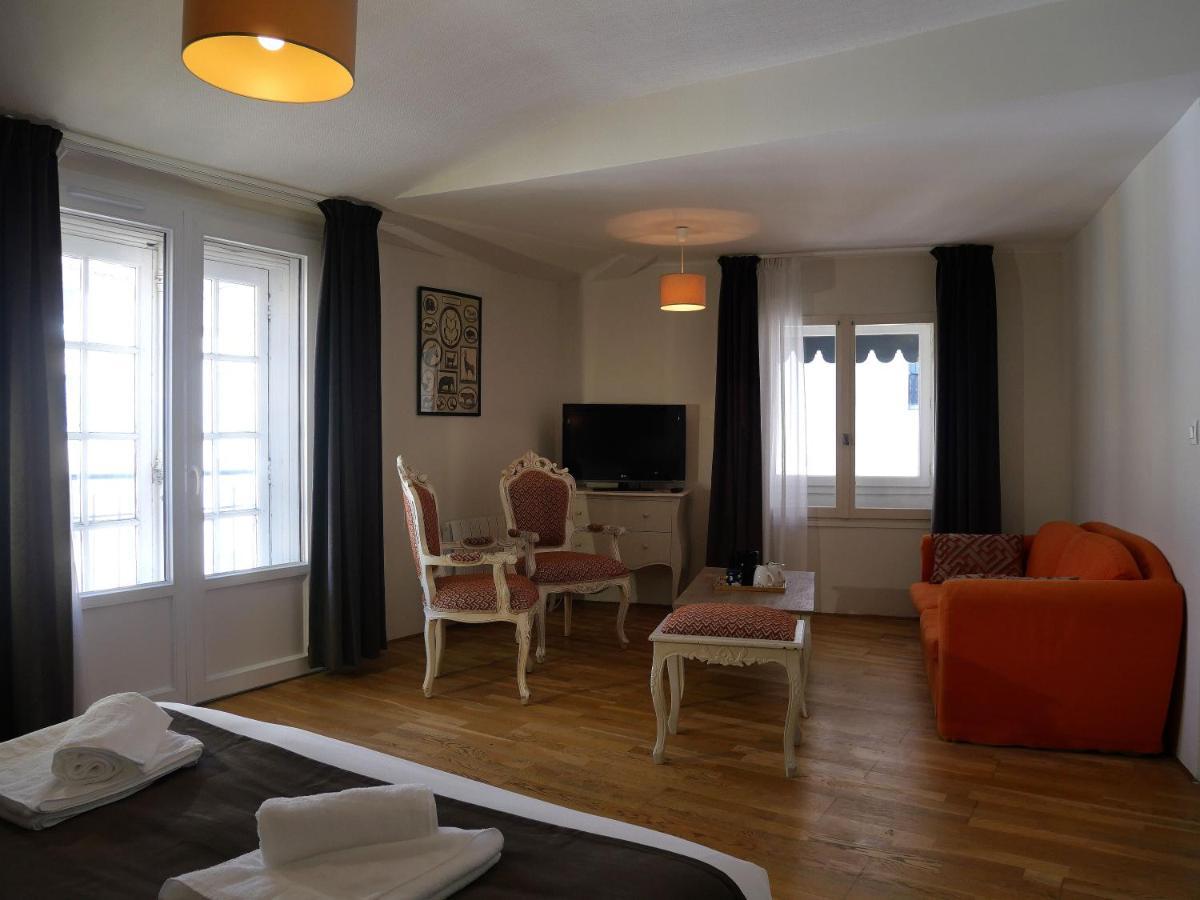 Hotel De L'Amphitheatre Nîmes Kültér fotó